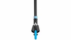 Chilli Base Stuntscooter -Fahrradladen az chilli base stuntscooter 2 black blue 222614