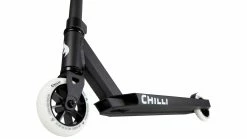 Chilli Base Stuntscooter -Fahrradladen az chilli base stuntscooter 4 black white 222614